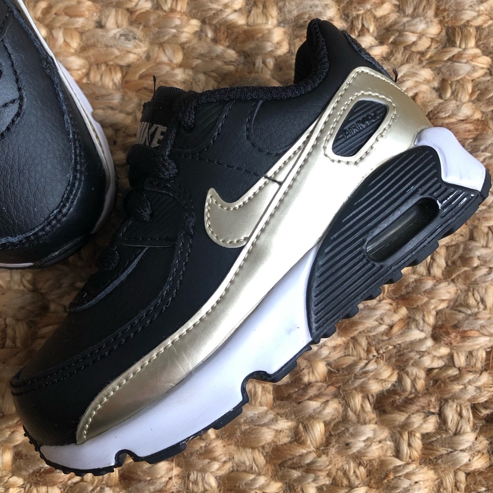 Nike Air Max 90 TD. Black Metallic Gold Star. Size 7 c
